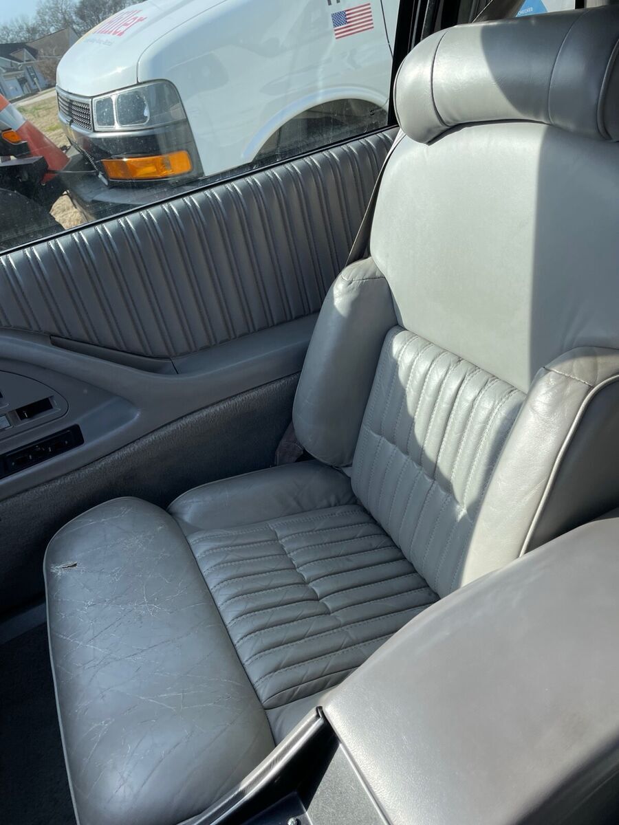 1992 Oldsmobile Toronado - photo 12