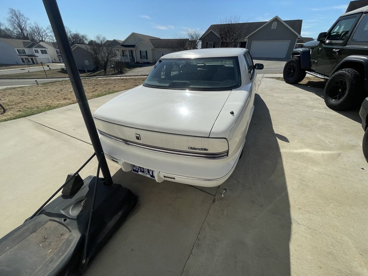 1992 Oldsmobile Toronado - photo 8