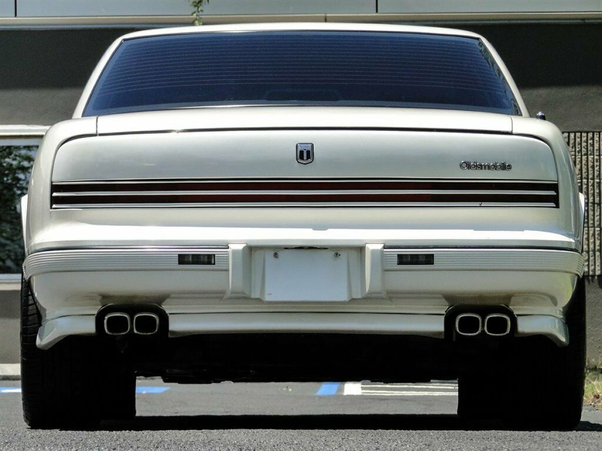 1992 Oldsmobile Toronado Trofeo - photo 8