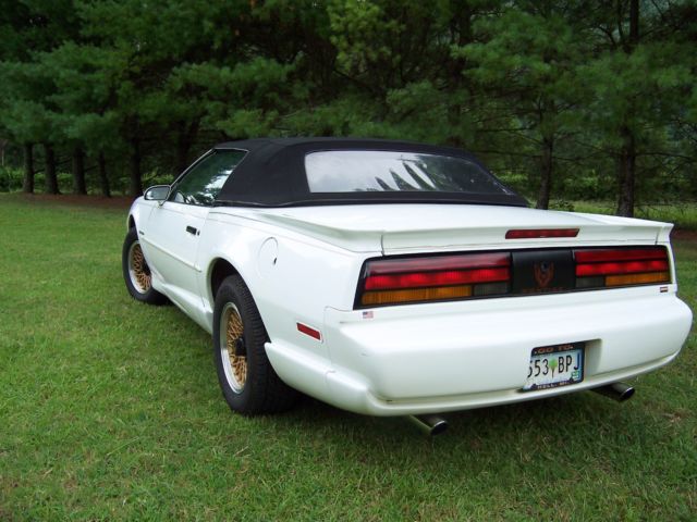 1992 Pontiac Firebird CONVERTIBLE - photo 2