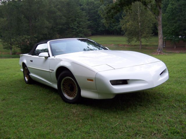 1992 Pontiac Firebird CONVERTIBLE - photo 4