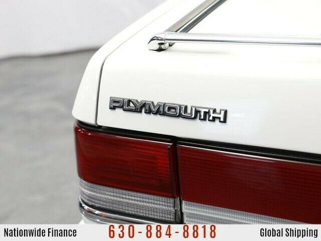1992 Plymouth Acclaim ** LOW MILES ** - photo 10