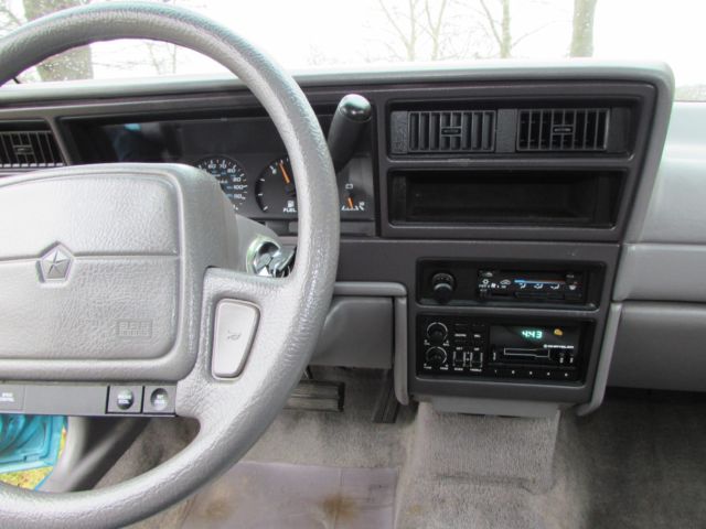 1992 Plymouth Acclaim - photo 11