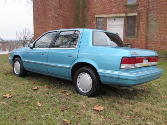 1992 Plymouth Acclaim - photo 5