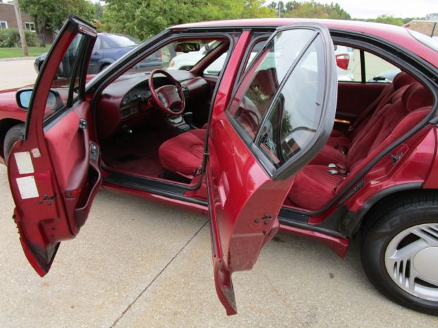 1992 Pontiac Bonneville - photo 11