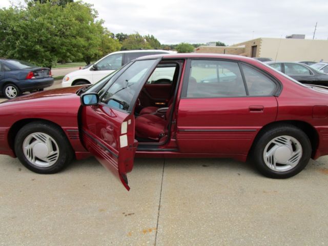 1992 Pontiac Bonneville - photo 7