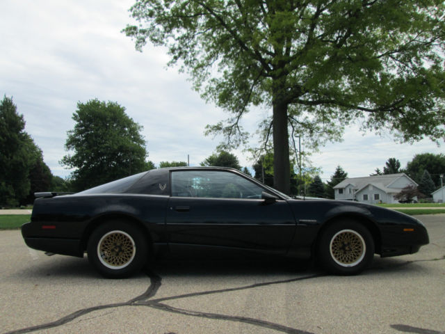1992 Pontiac Firebird - photo 8