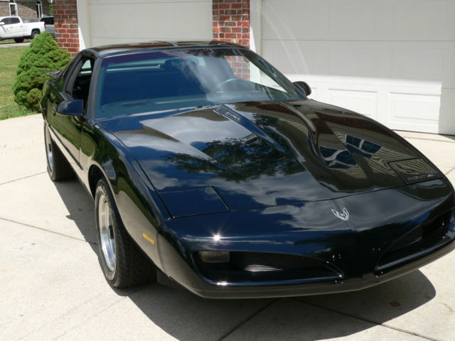 1992 Pontiac Firebird Formula - photo 10
