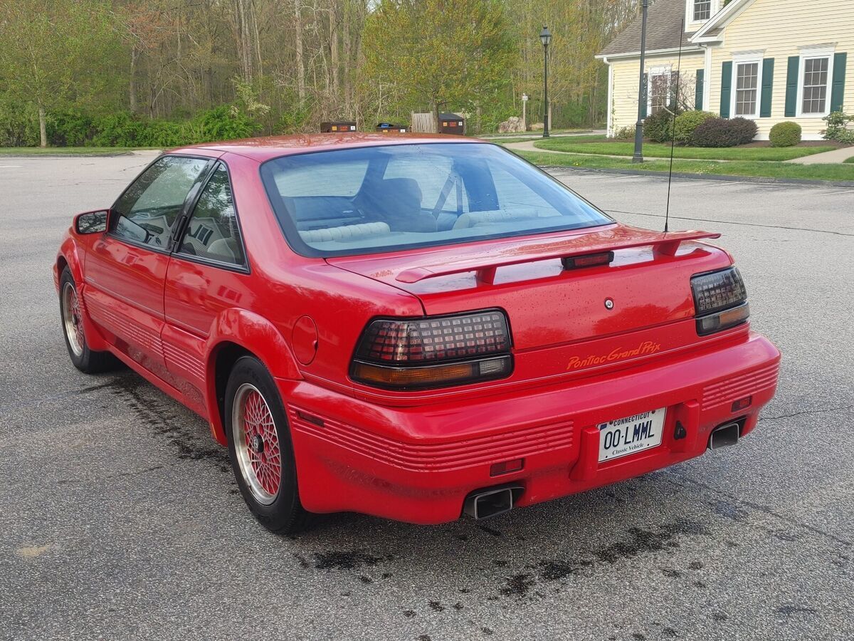 1992 Pontiac Grand Prix SE - photo 7