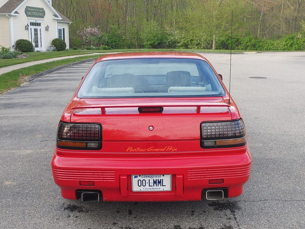 1992 Pontiac Grand Prix SE - photo 8