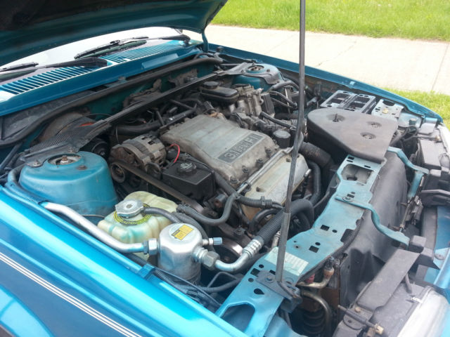 1992 Pontiac Sunbird - photo 8