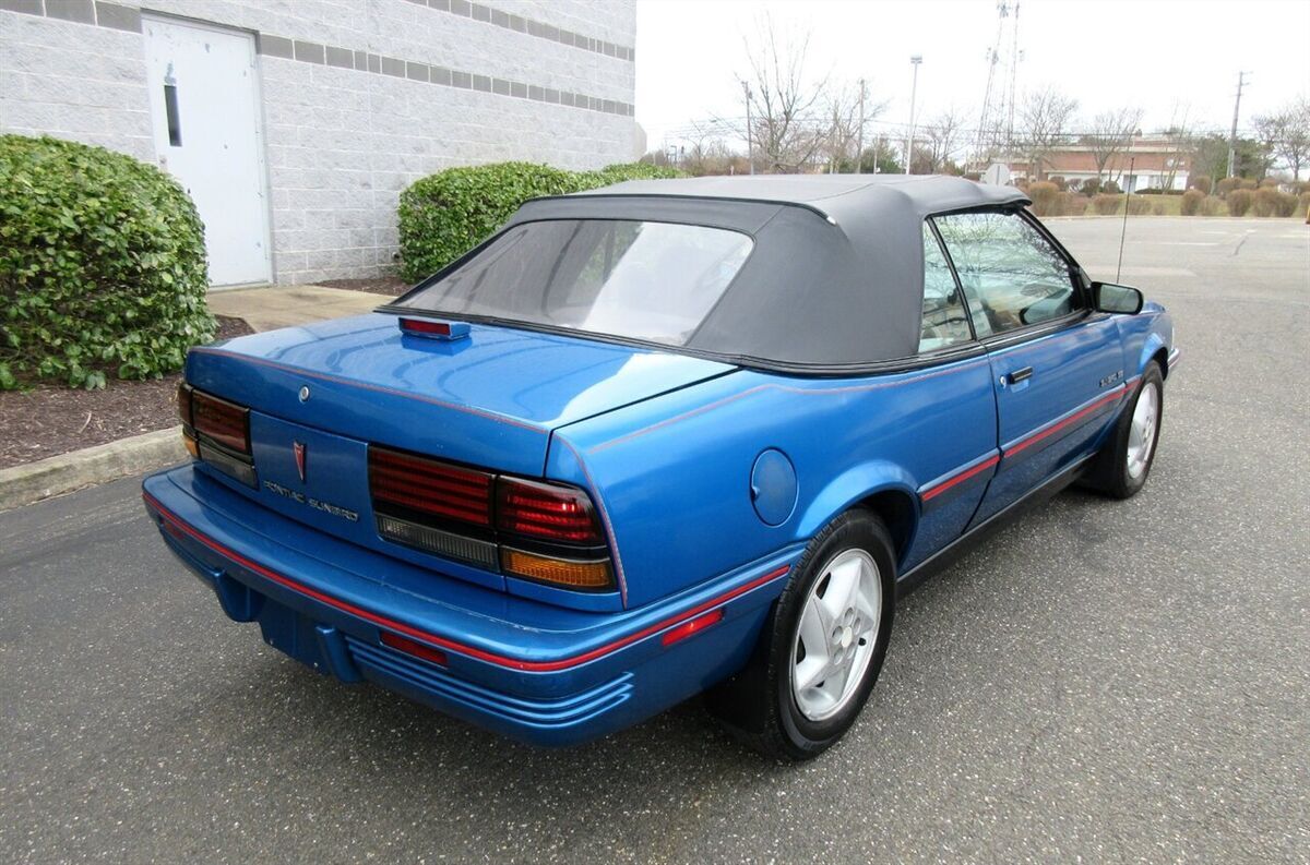 1992 Sunbird SE - photo 12