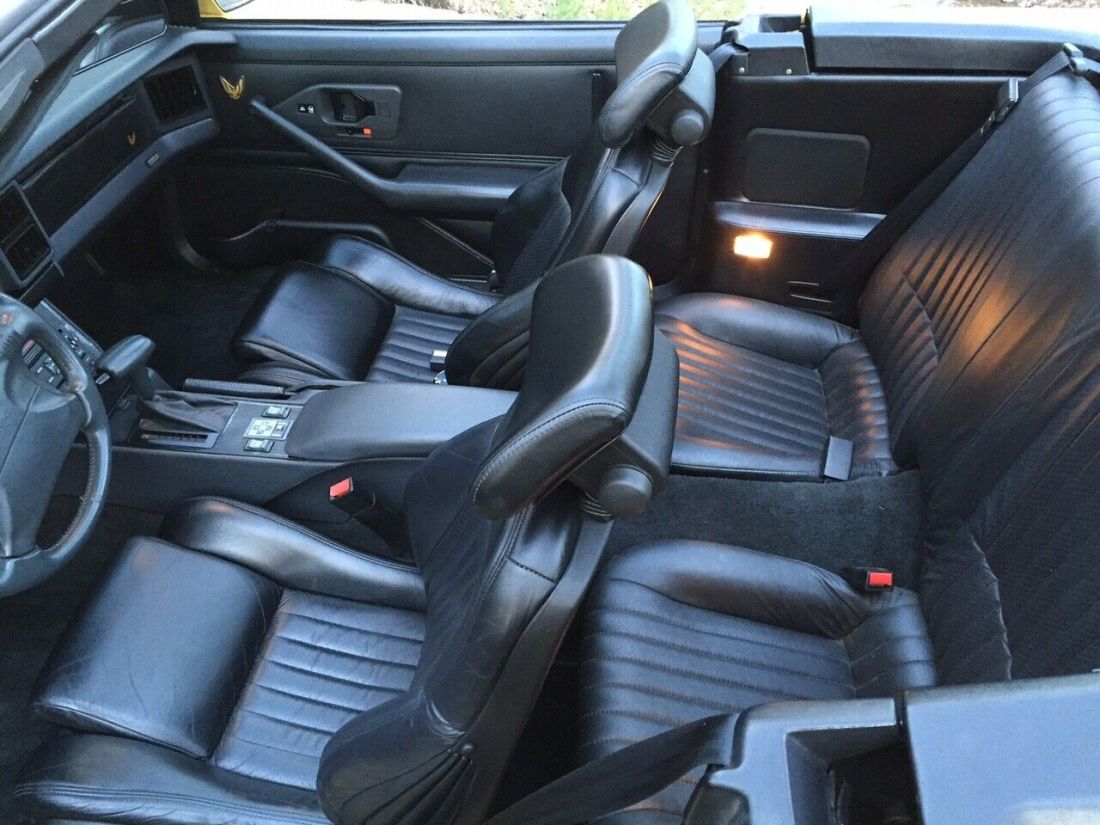 1992 Pontiac Trans Am - photo 3