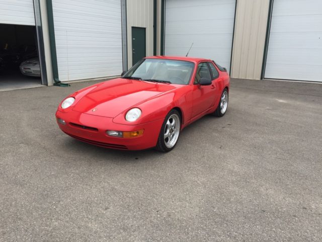 1992 Porsche 968 Base Coupe 2-Door 3.0L 1992 Porsche 968 Base Coupe 2-Door