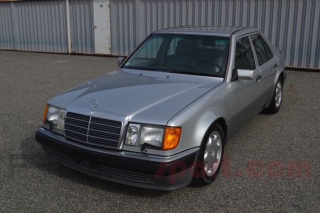 1992 Mercedes-Benz 500-Series E