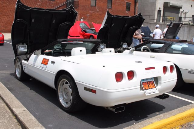 1992 Chevrolet Corvette Tripple White - photo 2
