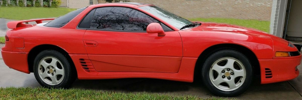 1992 Red 3000GTSL, 5-speed Manaul transmissiion, Moonroof, tinted windows, DDAud 1992 Mitsubishi 3000GT