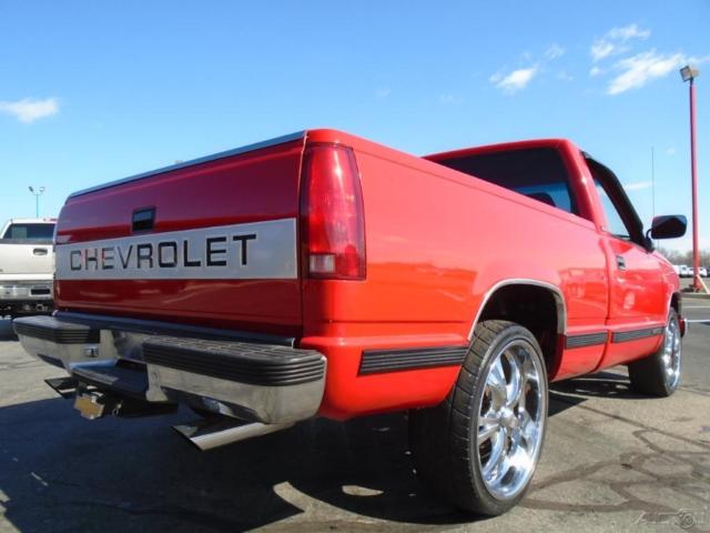1992 Chevrolet C/K Pickup 1500 Reg. Cab 6.5-ft. bed 2WD - photo 7