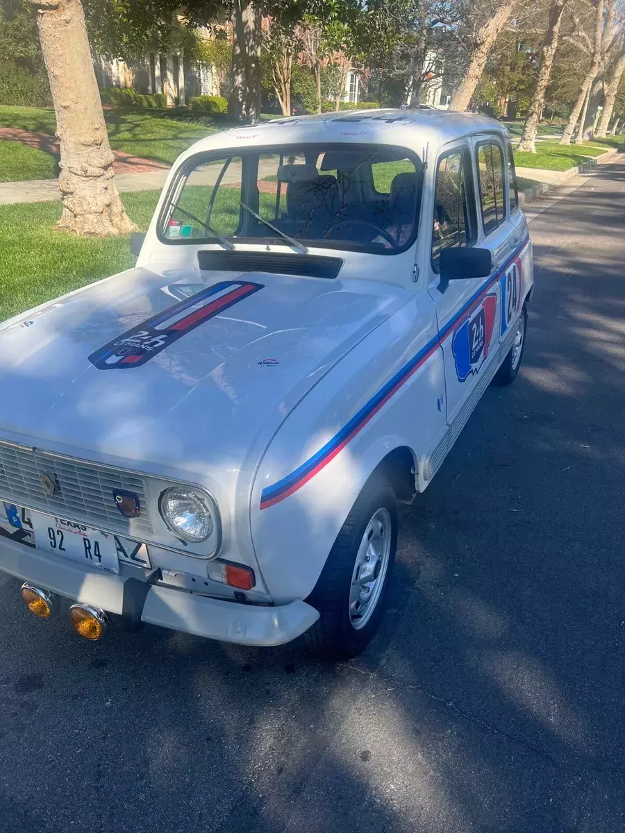 1992 Renault 4 White 1992 Renault 4
