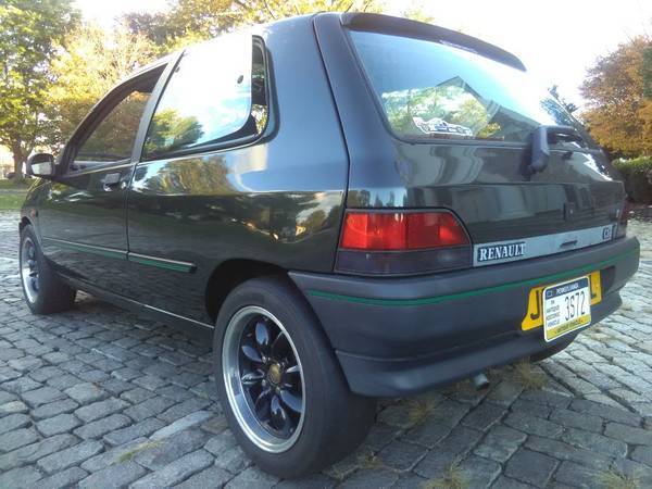 1992 Renault Clio, 33,000 Documented Original Miles, Clean Pennsylvania Title 1992 Renault Clio S