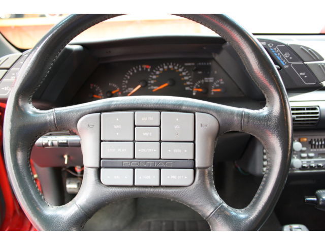1992 Pontiac Grand Prix Daytona 500 Pace Car - photo 6