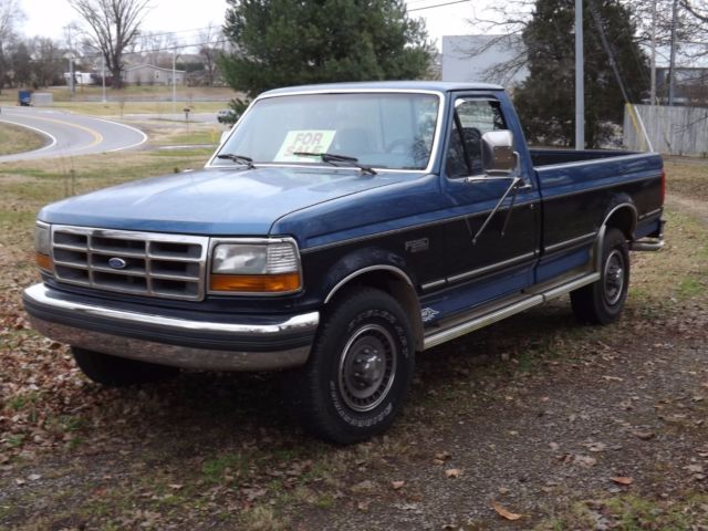 1992 Rust free and Dent free 2 wheel drive with A/C. 460ci V-8 with AOD trans. 1992 Ford F-250 XLT