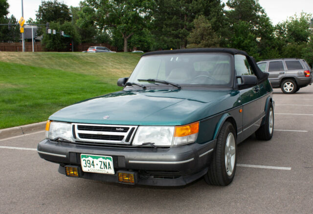 1992 Saab 900 Convertible - photo 2