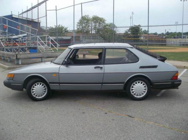 1992 Saab 900 S 2dr Hatchback - photo 2