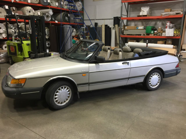 1992 Saab 900 S Convertible 2-Door Saab mechanic owned! 1992 Saab 900