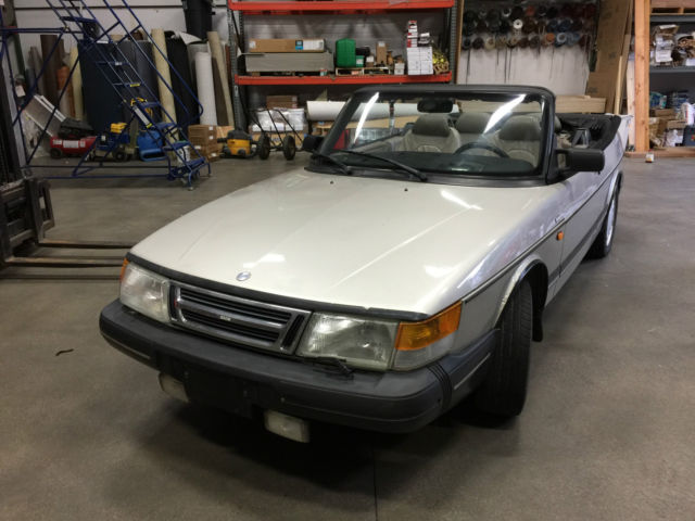 1992 Saab 900 - photo 2