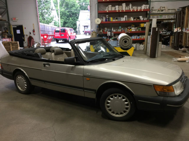 1992 Saab 900 - photo 3