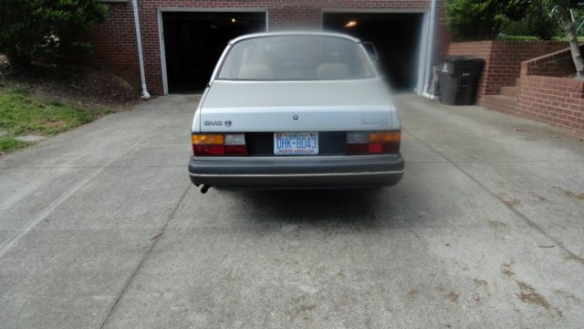 1992 Saab 900 - photo 4