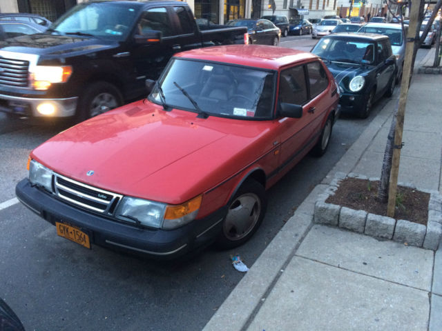 1992 Saab 900 Turbo Hatchback 1992 Saab 900 Turbo