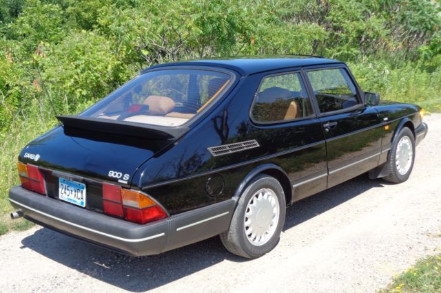 1992 Saab 900S 16-Valve 5-Speed Sunroof 3-door CLASSIC SAAB 1992 Saab 900 S