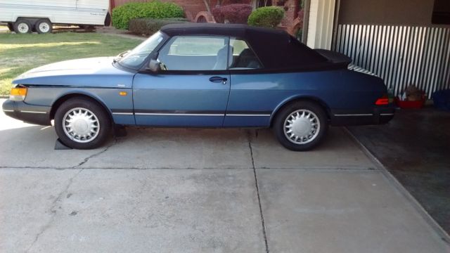 1992 SAAB 900s 2.1L Convertible 1992 Saab 900 CONVERTIBLE