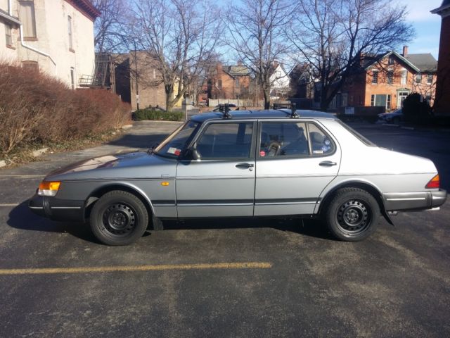 1992 Saab 900 - photo 3