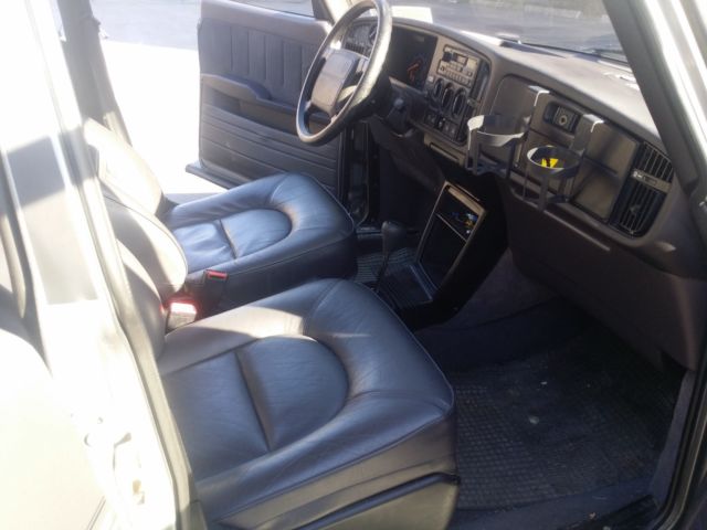 1992 Saab 900 - photo 9