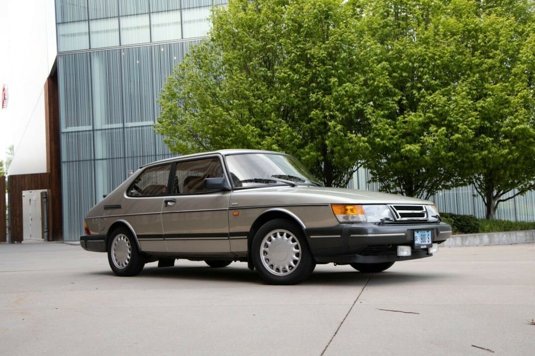 1992 Saab 900S - Only 88K Miles on this 900 1992 Saab 900 BASE