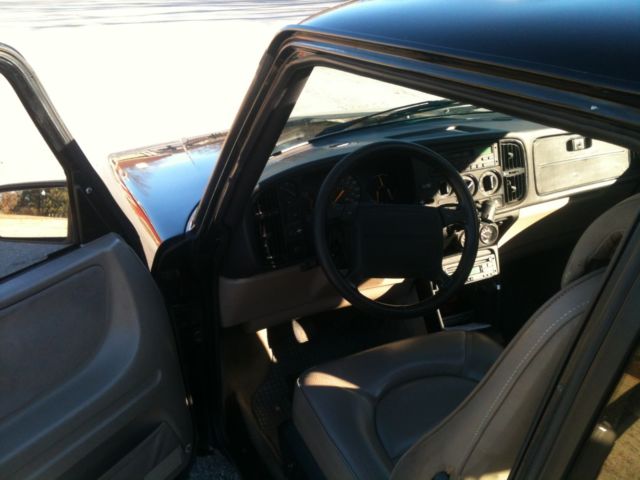 1992 Saab 900 - photo 11