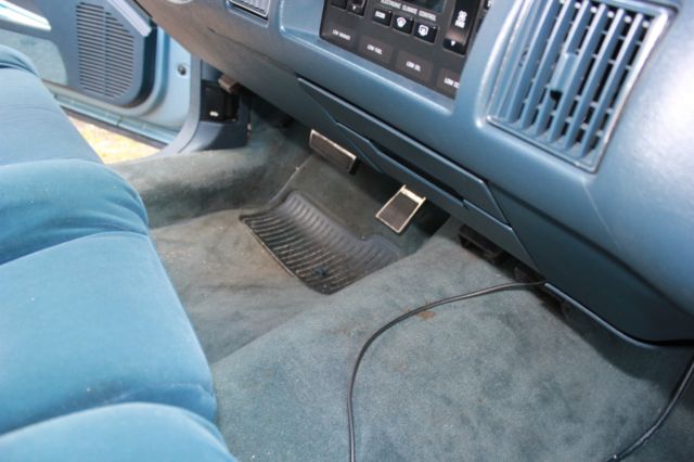 1992 Buick Roadmaster - photo 9