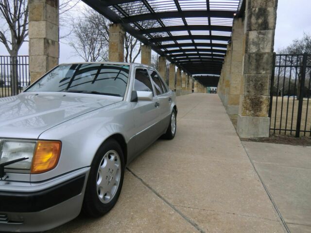 1992 Mercedes-Benz 500 Series 500E - photo 4