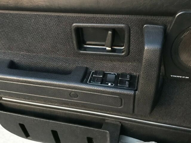 1992 Volvo 240 - photo 9