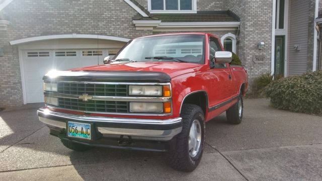 1992 Chevrolet C/K Pickup 1500 Silverado Standard Cab Pickup 2-Door - photo 2