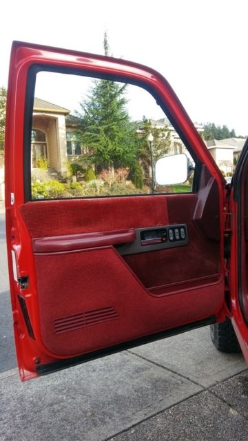 1992 Chevrolet C/K Pickup 1500 Silverado Standard Cab Pickup 2-Door - photo 7