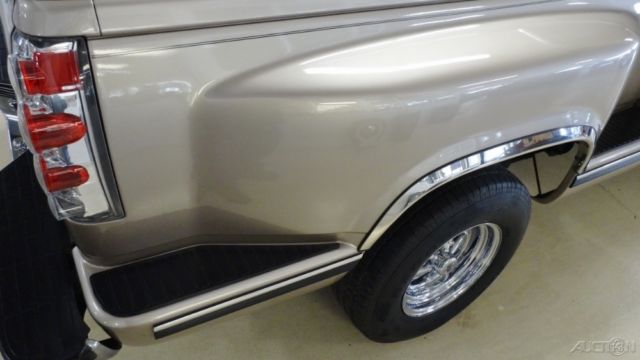 1992 Chevrolet C/K Pickup 1500 Silverado - photo 11