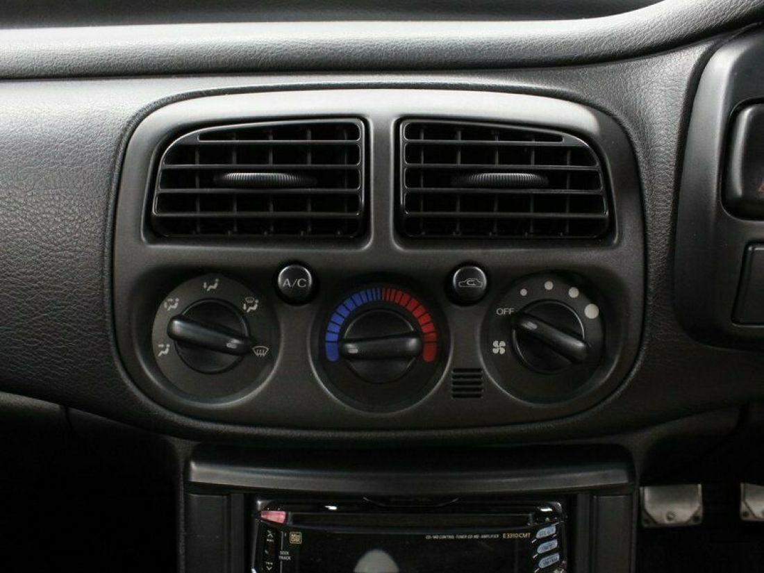 1992 Subaru Impreza - photo 12