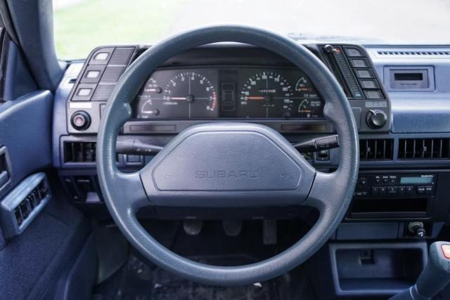 1992 Subaru Loyale 4WD Station wagon 5-Speed Manual ONLY 33K MILES - photo 4