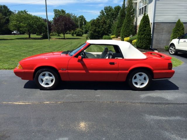 1992 Ford Mustang - photo 2