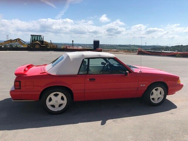 1992 Ford Mustang Summer Edition - photo 3