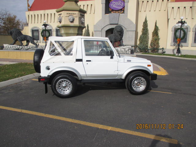 1992 Suzuki Samurai JL Sport Utility 2-Door - photo 2